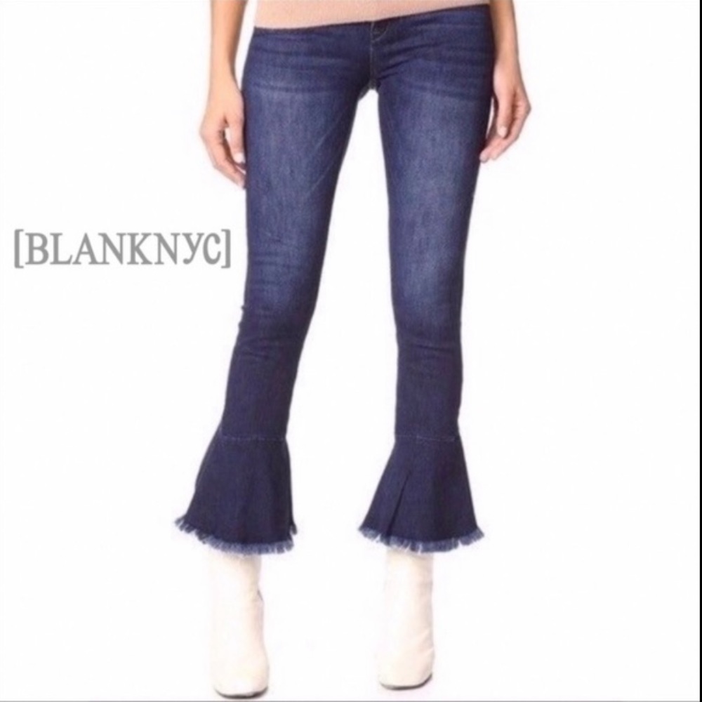 Blank NYC Cropped Ruffle Bell Bottom Frayed Hem Jeans Size 29